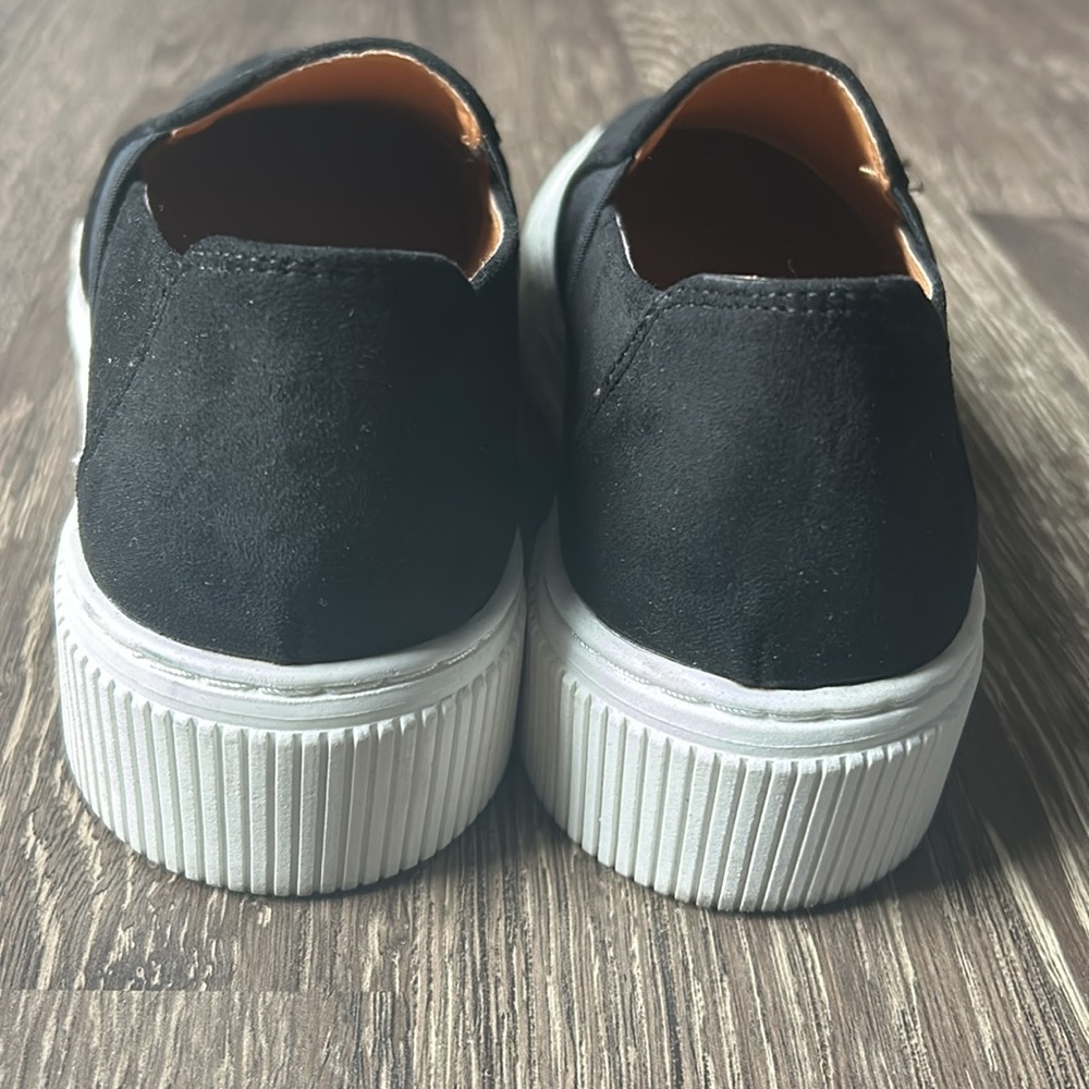 Platform slip-ons. - Picture 4 of 6